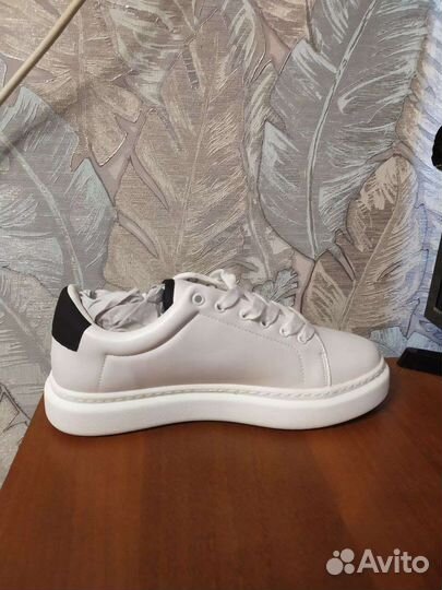 Кроссовки белые ASOS