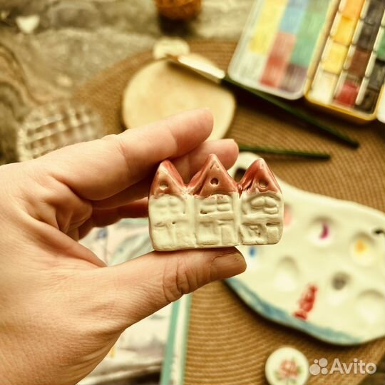 Палитра и подставка для кистей