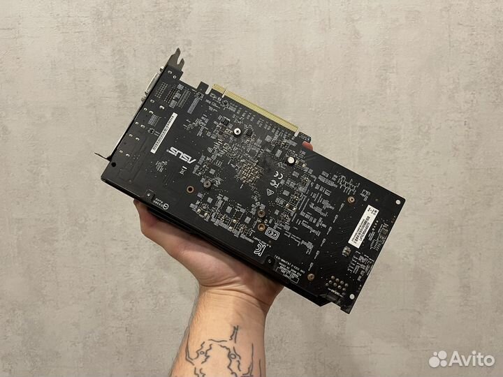 Видеокарта Asus Strix RX580 8GB 2048SP в идеале