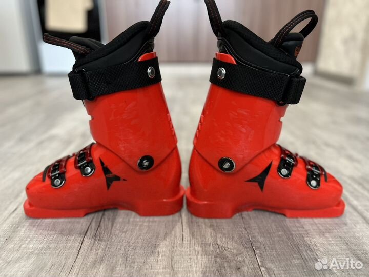 Горнолыжные ботинки atomic redster sti 70 LC