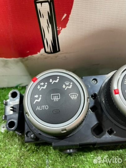 Блок управления климат-контролем Mitsubishi Lancer