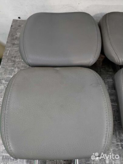 Подголовники крайслер Вояджер караван 4