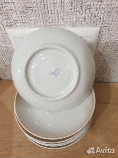 Блюдца новые