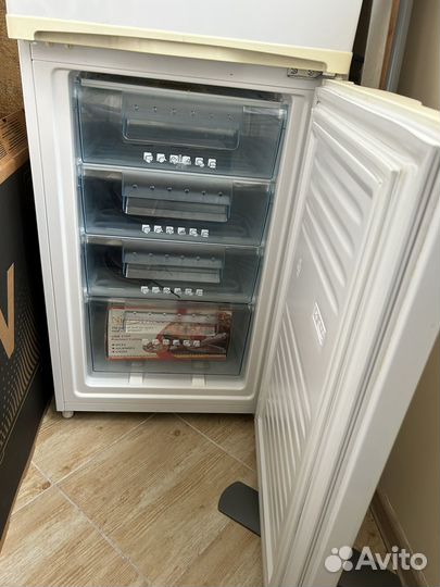 Холодильник бу отдам бесплатно