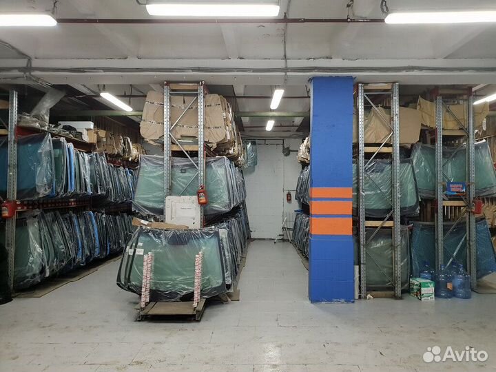 Лобовое стекло Мазда Мпв Mpv