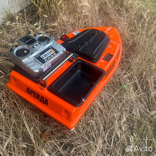 Прикормочный кораблик