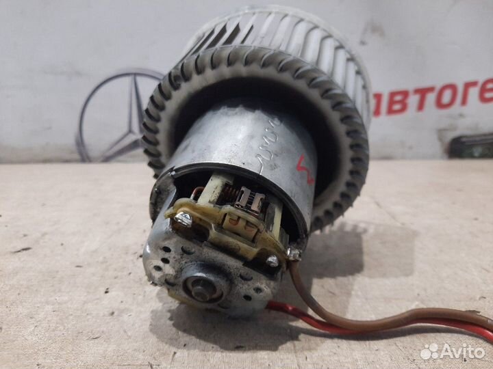 Мотор печки Mercedes E350 W212 642.850D 2010