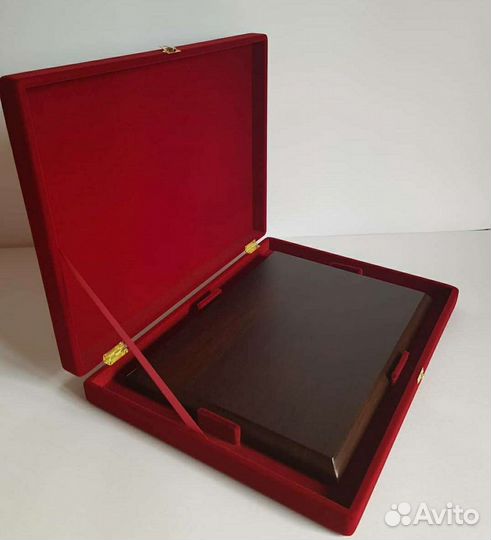 Бархатная коробка