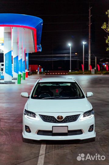 Решетка Corolla 10