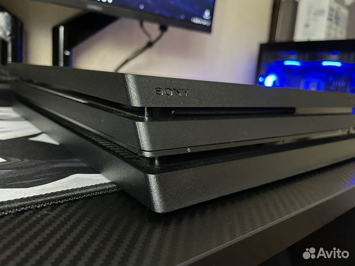 Sony playstation 4 PRO 1TB