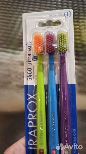 Зубная щетка curaprox