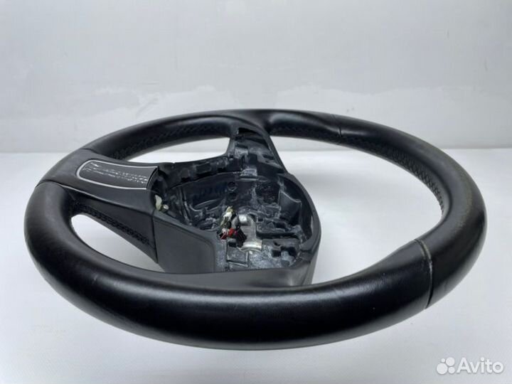 Руль Volkswagen Touareg FL 3.6 2017