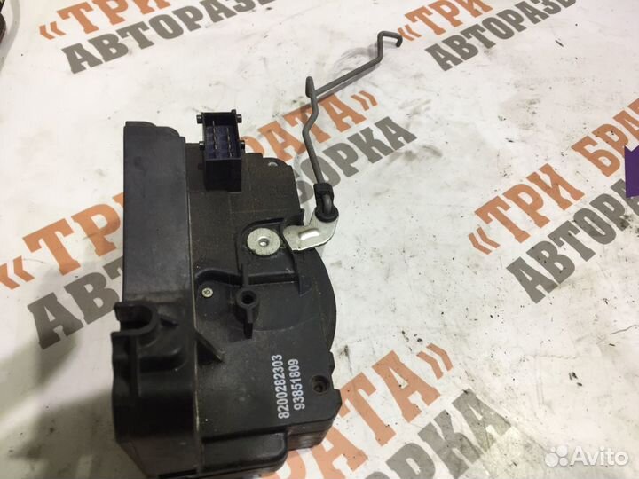 Рено Трафик Замок задней двери Лев