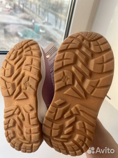 Ботинки зимние для девочки 24