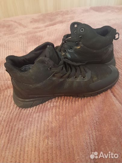 Зимние ботинки