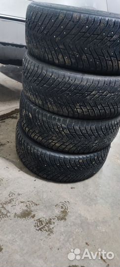 Nokian Tyres Hakkapeliitta 8 21.5/55 R17 98T