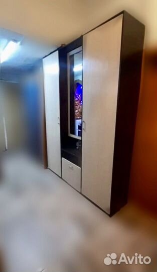 Шкаф большой бу