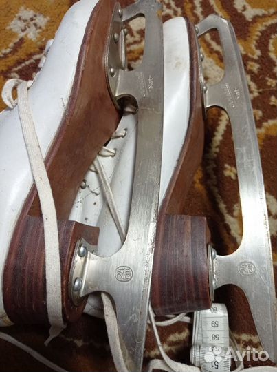 Коньки фигурные