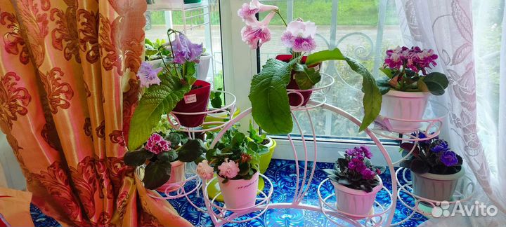 Подставка для цветов на подоконник