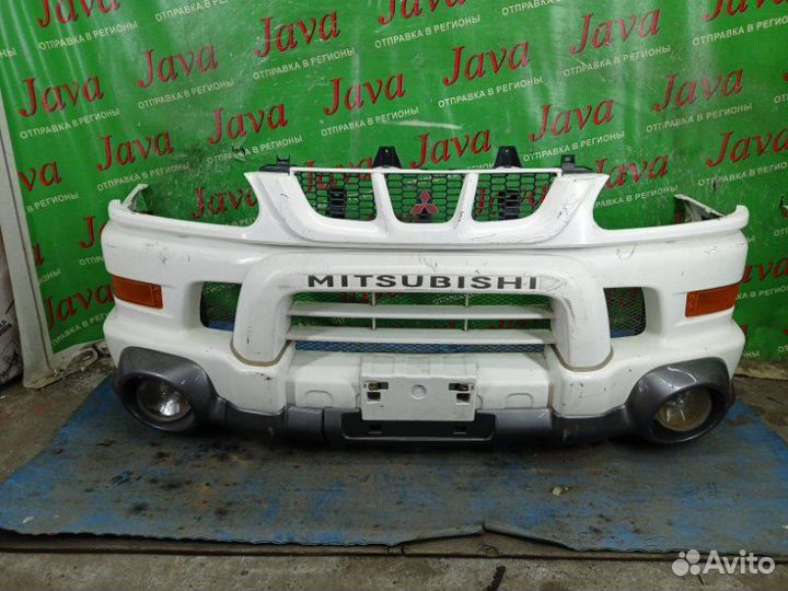 Бампер передний Mitsubishi Delica PD8W 4M40-T 2000