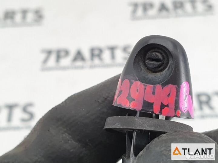 Форсунка омывателя задний mazda atenza