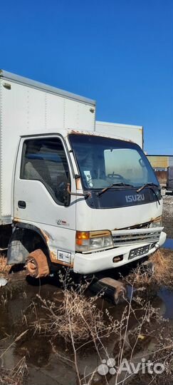 Кабина Isuzu ELF NPR75, 2001г. правый руль
