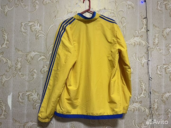 Олимпийка adidas украинской сборной