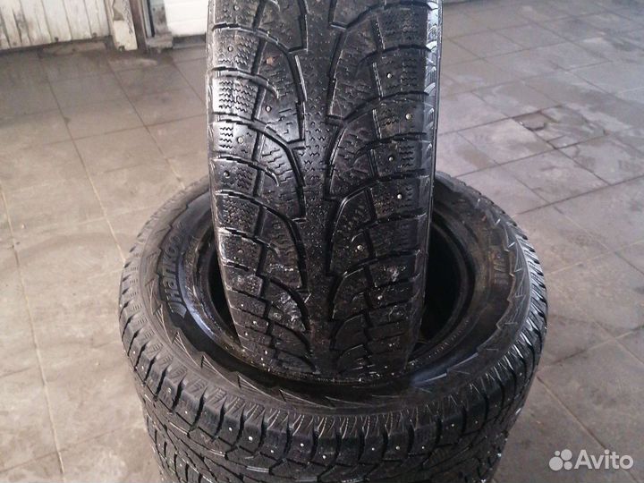 Hankook I'Pike RW11 235/65 R17 108T