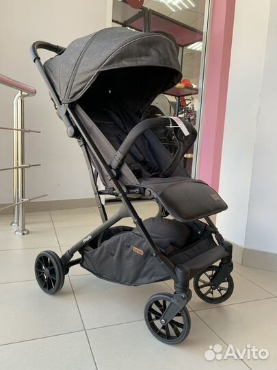Прогулочная коляска Carrello Presto