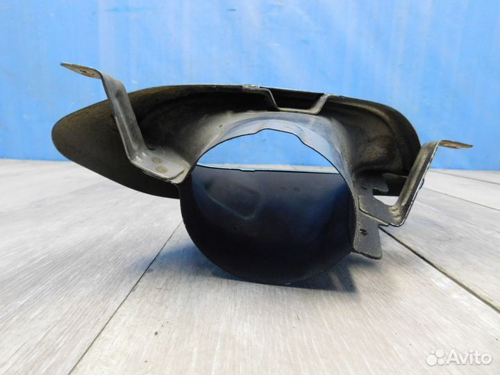 Накладка глушителя левая Geely Tugella 2020