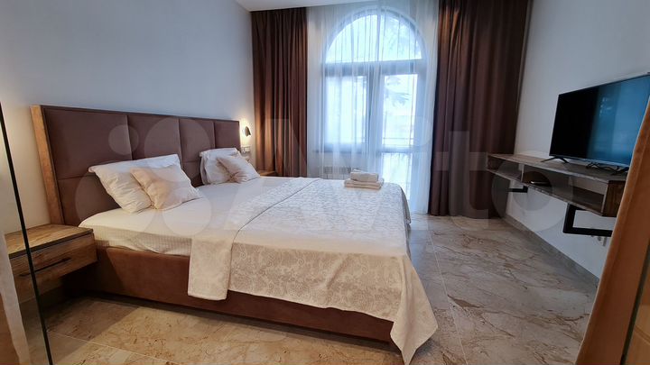 2-к. квартира, 40 м², 4/4 эт.