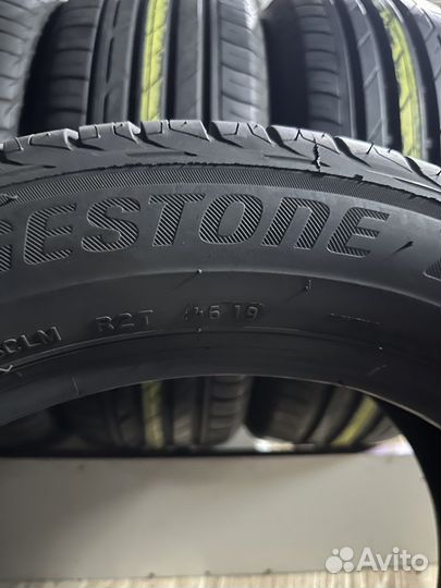 Bridgestone Turanza T001 215/55 R17 94V