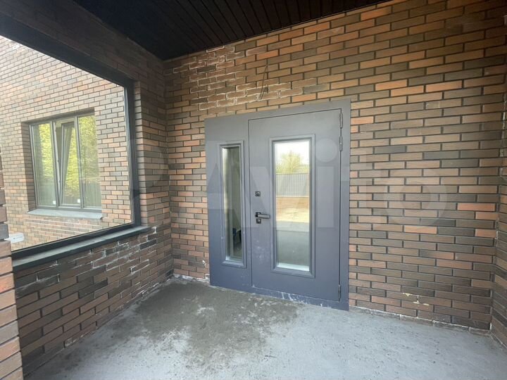 Коттедж 234 м² на участке 5,2 сот.