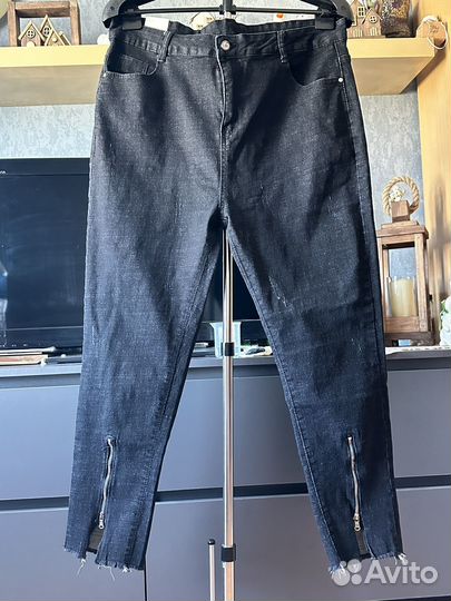 Джинсы большие черные