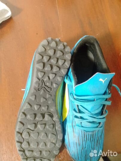 Бутсы сороконожки puma