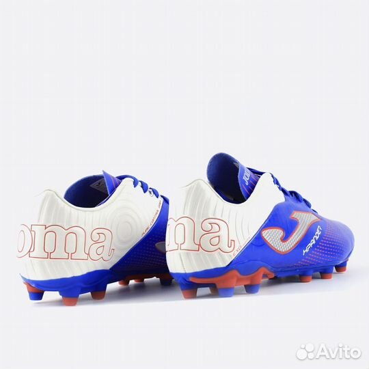 Новые футбольные бутсы Joma