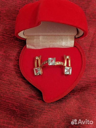 Золотой комплект серьги и кольцо