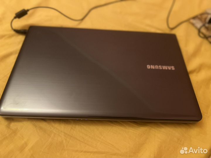 Ноутбук samsung np355v5c