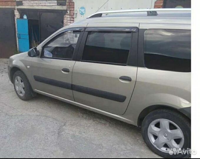 Молдинги на двери Лада Ларгус