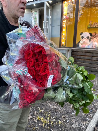 Живые цветы букеты розы с доставкой 60см