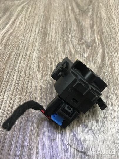 Контактная группа замка зажигания Opel Corsa C