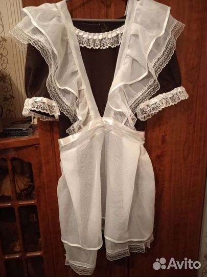 Школьная форма парадная с фартуком