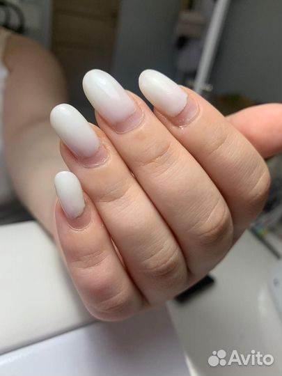 Маникюр с укреплением гель лаком