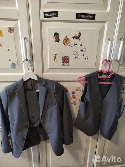 Школьный костюм