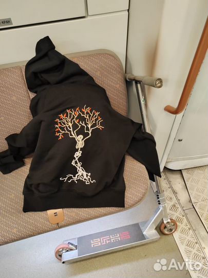 Ручная вышивка на одежде