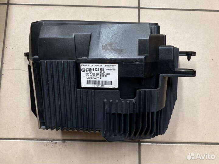 Проекция на лобовое стекло BMW E70 62309129881