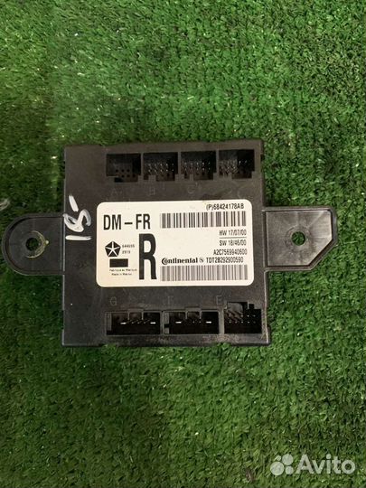 Dodge RAM 2019- блок комфорта в двери