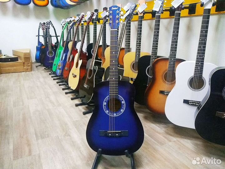 Новая акустическая гитара