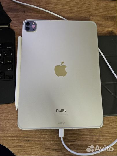 iPad Pro 11 2022 m2 128gb Wi-Fi + Cellular Silver