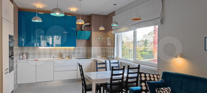 3-к. квартира, 85 м², 2/5 эт.